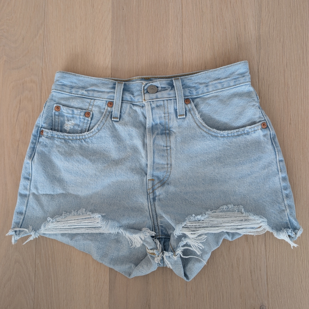 Levi's Light Wash Denim Shorts